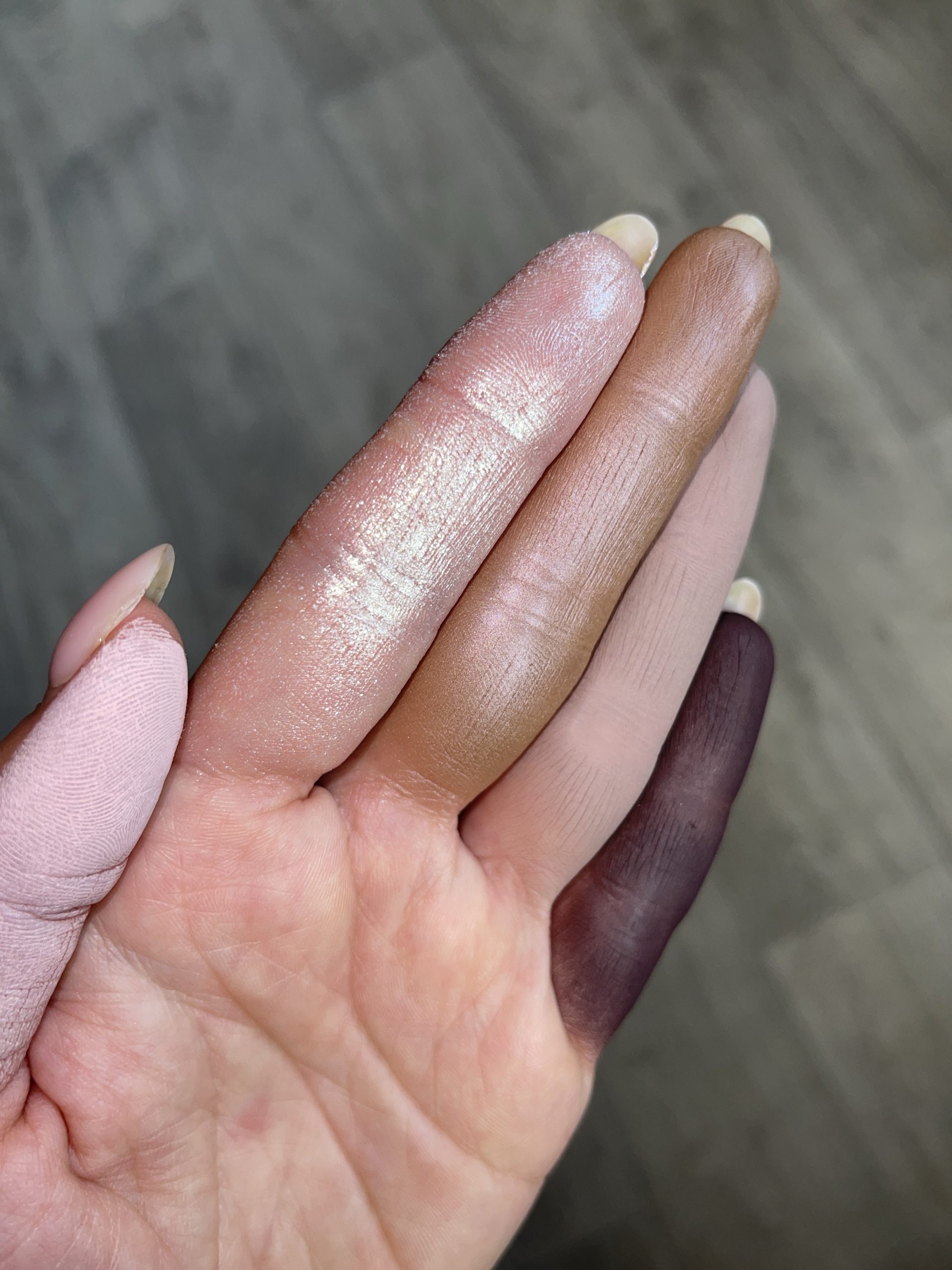 EYESHADOWS PALETTE E32 WEDDING SWAN - Image 4